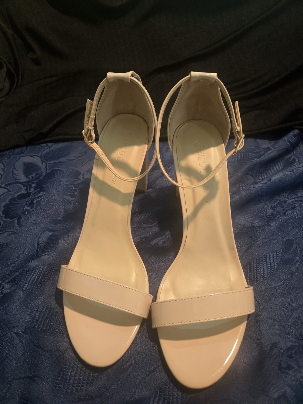 Women’s Nude Ankle-Strap Block Heel Sandals Size 10 Wild Diva